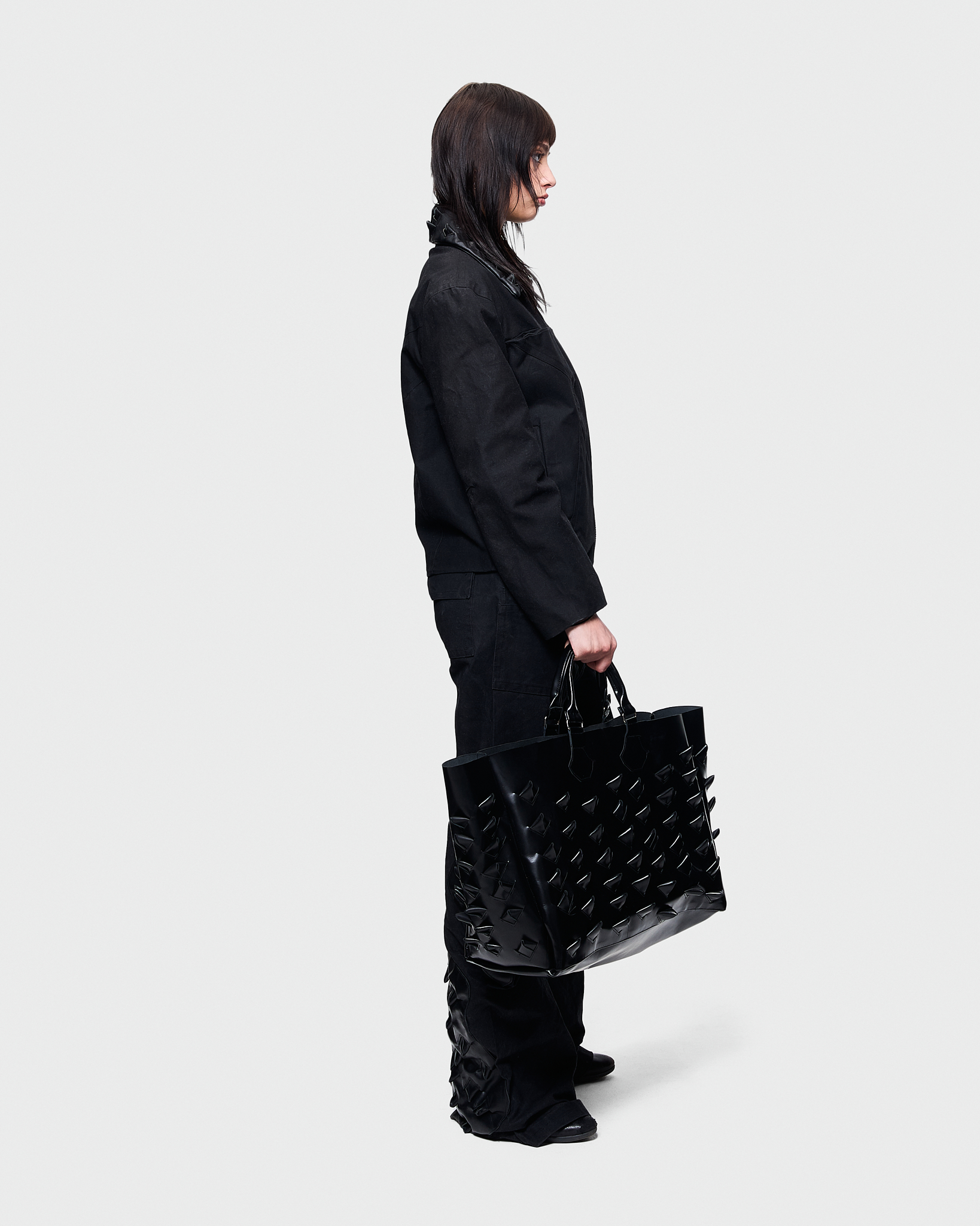 - Canvas Workwear jacket<br />- Straight fit<br />- Leather collar detailed with inlaid croco spikes